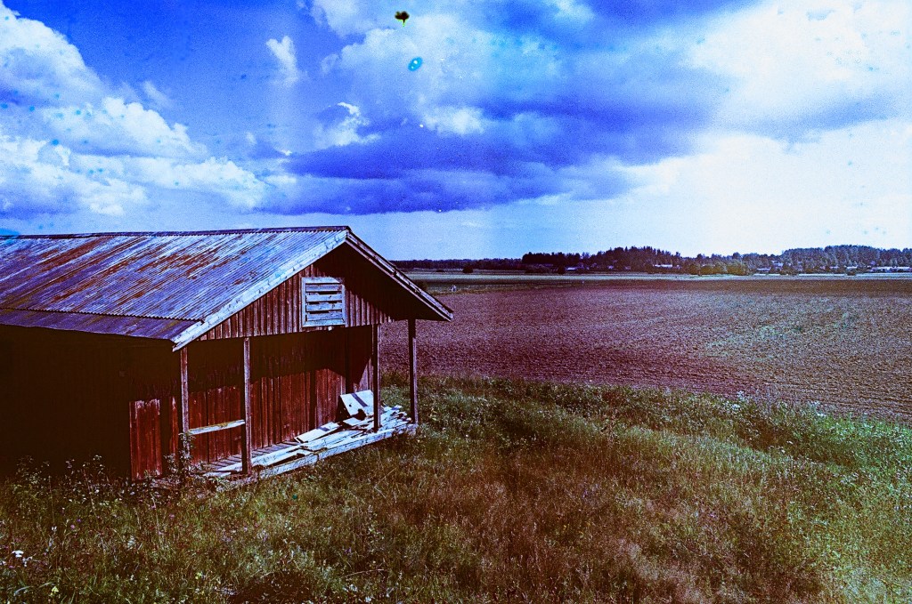 Attempting to Save Overdeveloped Film / Helsinki&nbsp;Countryside