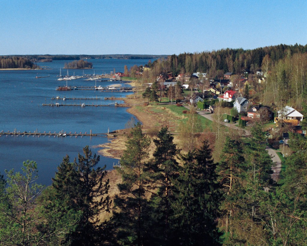 Coast and Countryside in Spring, Pictures from the City of Porvoo